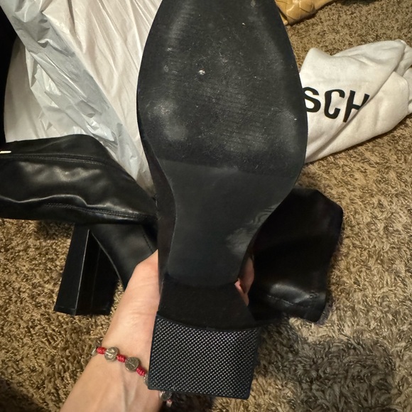 Boots - Picture 3 of 5